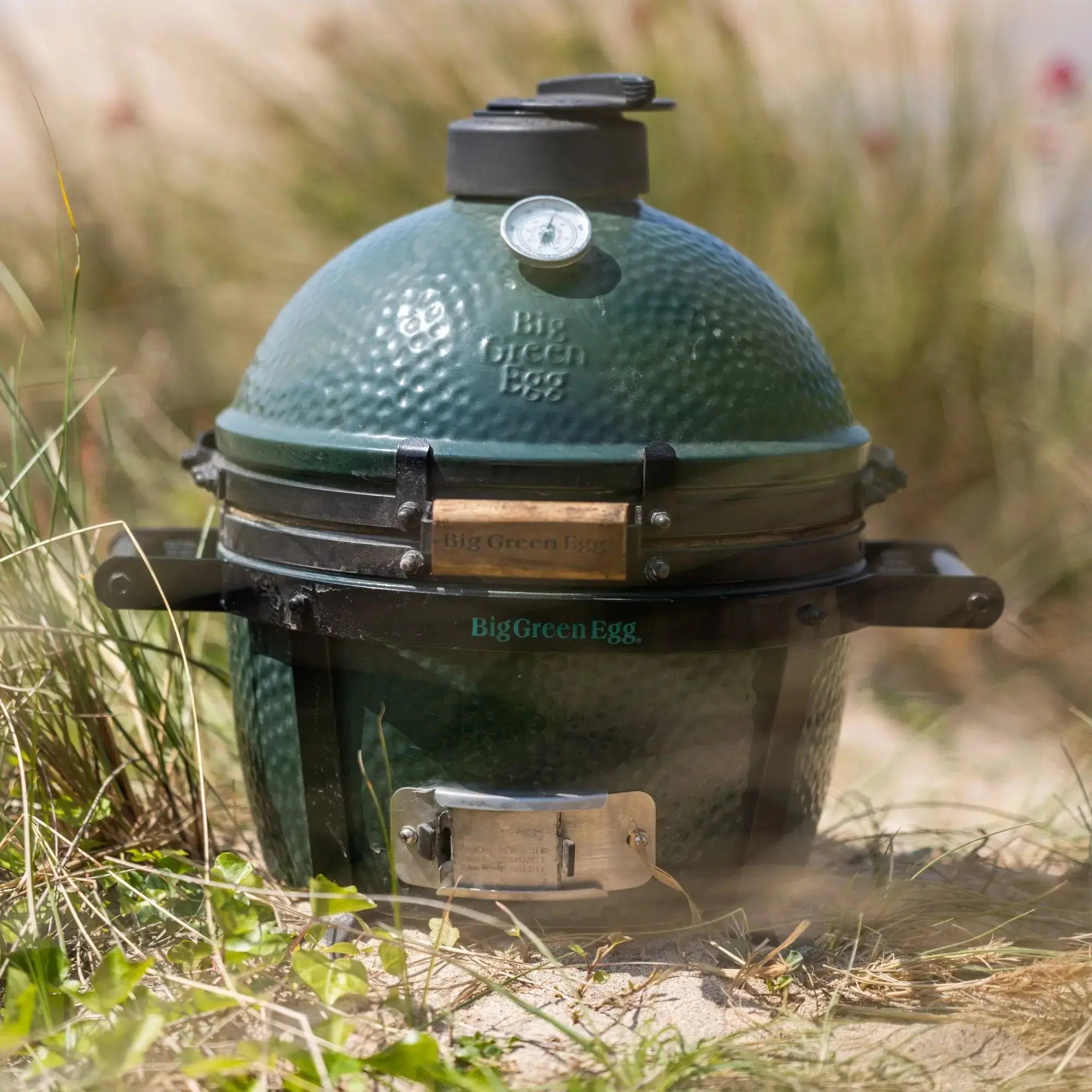 Big Green Egg MiniMax Essential Bundle
