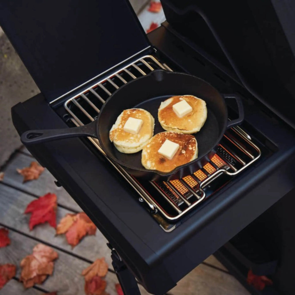 Napoleon PHANTOM Rogue SE 425 RSIB Gas BBQ