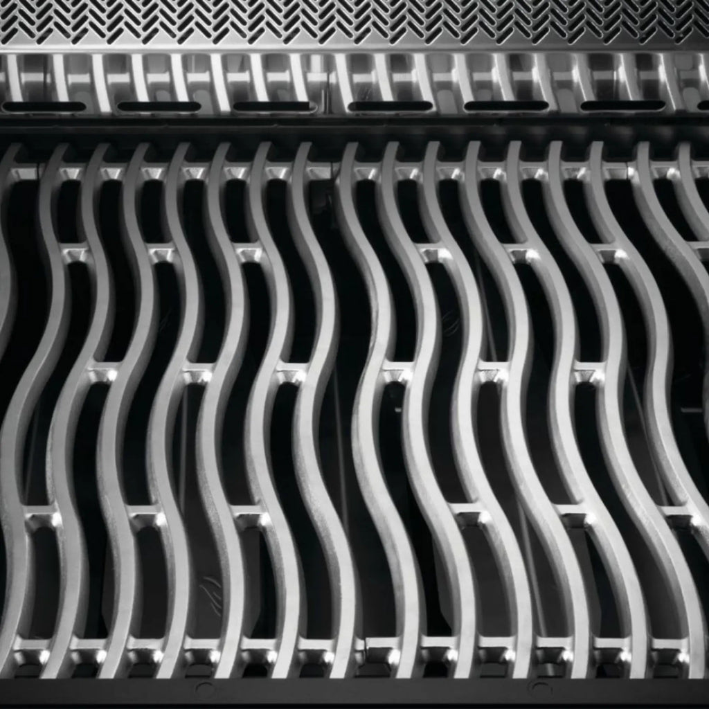 Napoleon Phantom Prestige® 500 Connected RSIB Gas Barbecue Napoleon Rogue® PRO-S 525 RSIB Barbecue with Infrared Side and Rear Burners