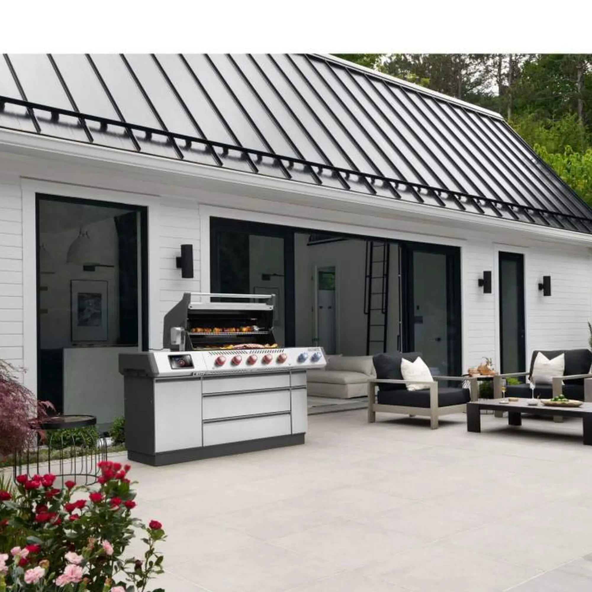 Napoleon Prestige® PRO 665 Elite with Smart Technology & Electric Smoker Box