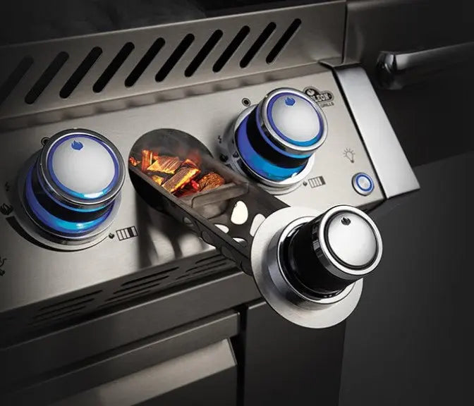 Napoleon Prestige PRO 825 RSBI Propane Gas BBQ
