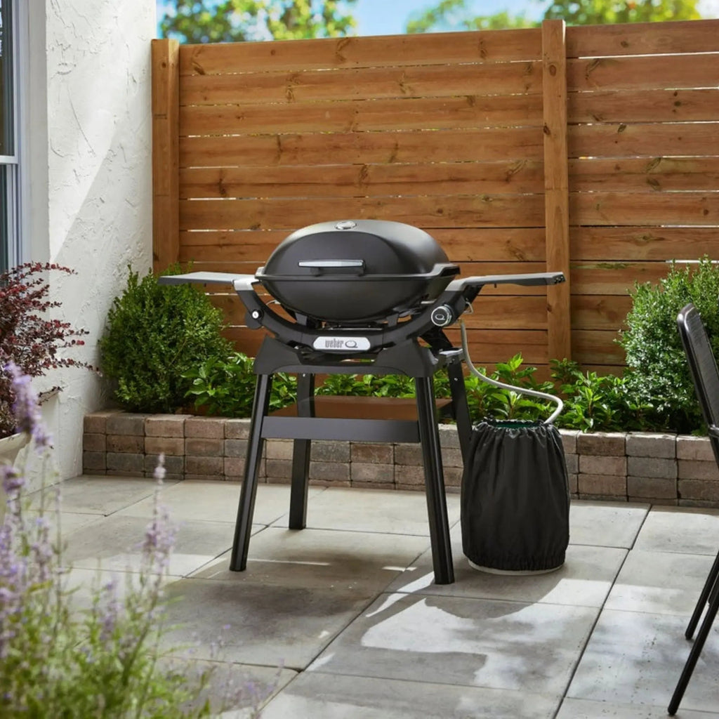 Weber Q 2200N Gas Barbecue with Side Tables and Compact Stand