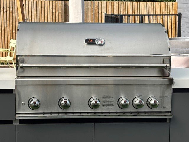 Ex-Display Whistler Kitchen (including delivery)