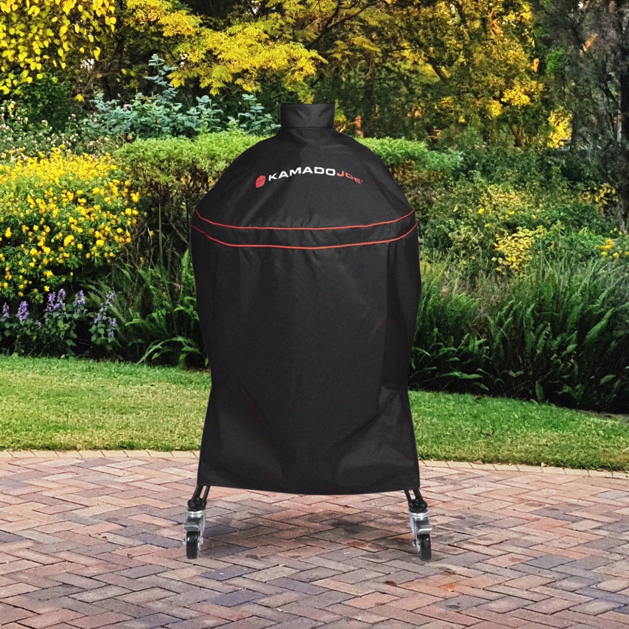Kamado Joe Grill with Quest Pack